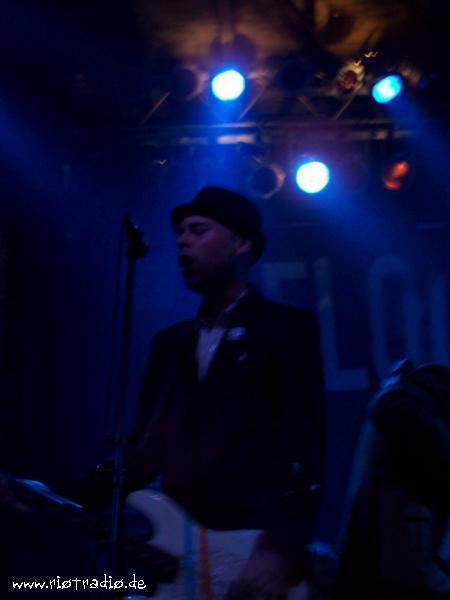 FloggingMolly_20060801T213840-0026.JPG.jpg