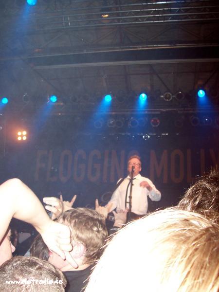 FloggingMolly-20030328T194130-000015.JPG.jpg