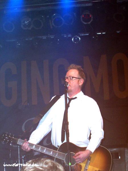 FloggingMolly-20030328T194144-000017.JPG.jpg