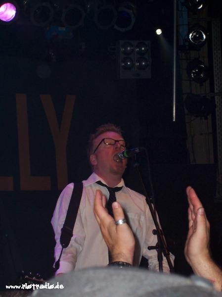 FloggingMolly-20030328T194856-000022.JPG.jpg
