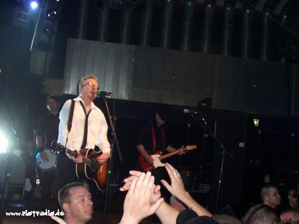 FloggingMolly-20030328T200620-000036.JPG.jpg