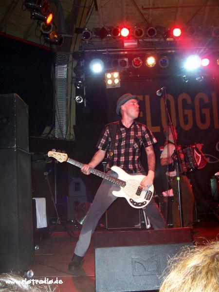 FloggingMolly-20030328T203258-000045.JPG.jpg