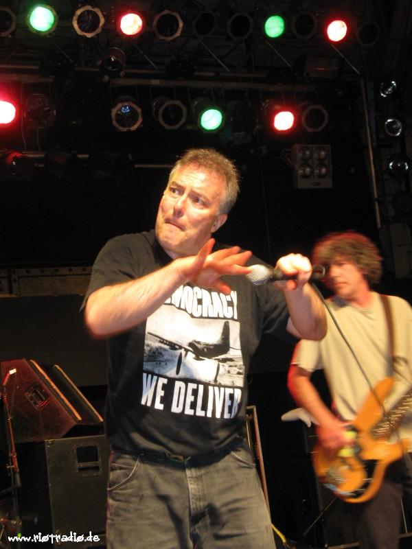 Jello Biafra and the Guantanamo School Of Medicine