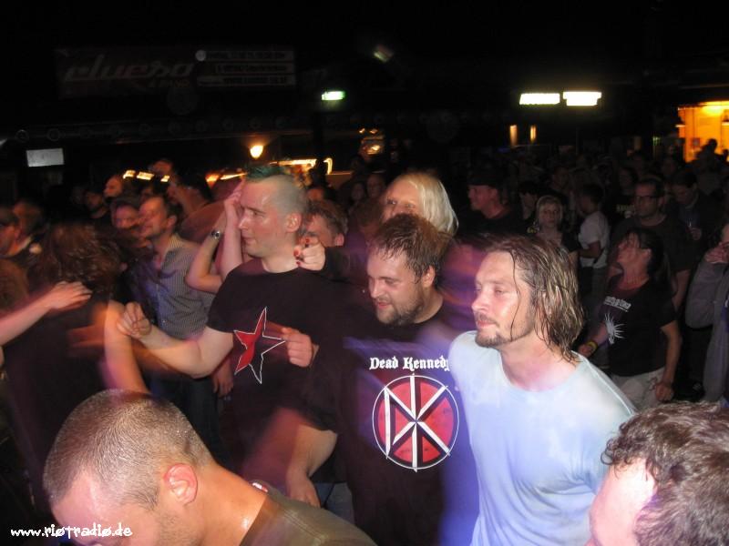 Jello Biafra and the Guantanamo School Of Medicine