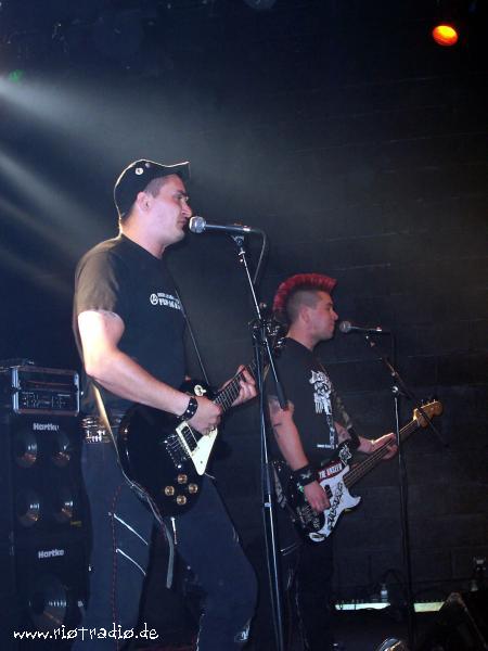 Los_Fastidios2006-11-03T23:10:16-000006.JPG.jpg