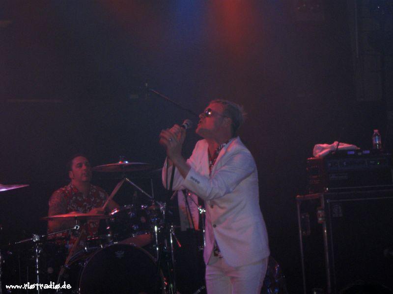 Me First and the Gimme Gimmes