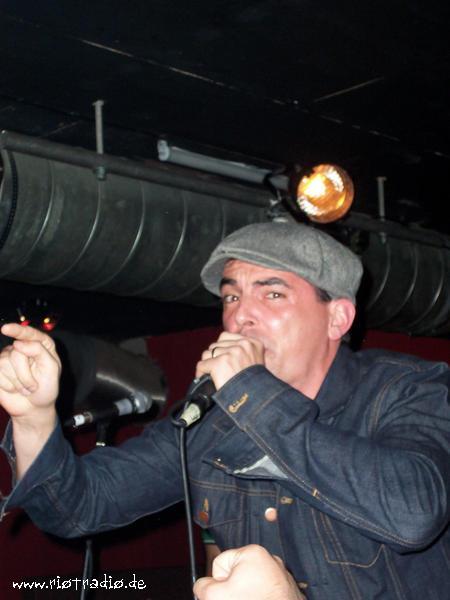 street_dogs--000039.JPG.jpg